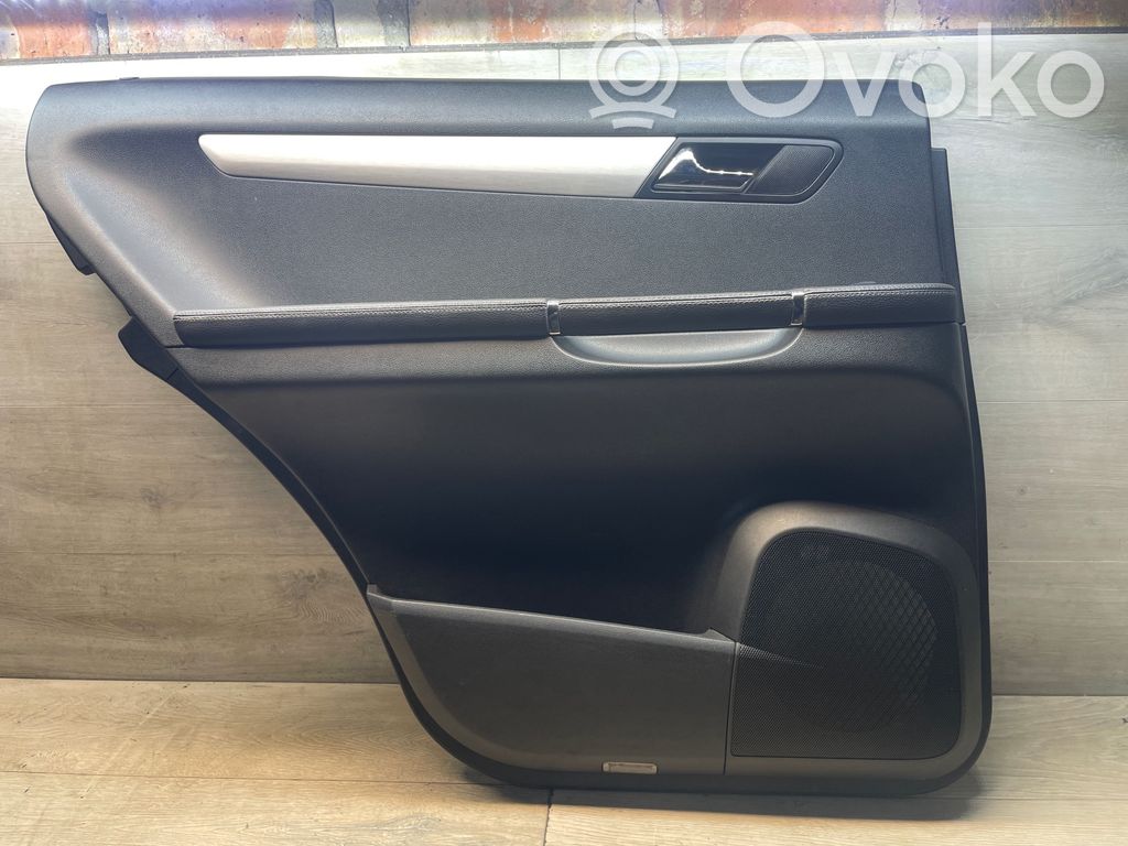 Mercedes-Benz R W251 Boczki / Poszycie drzwi tylnych 