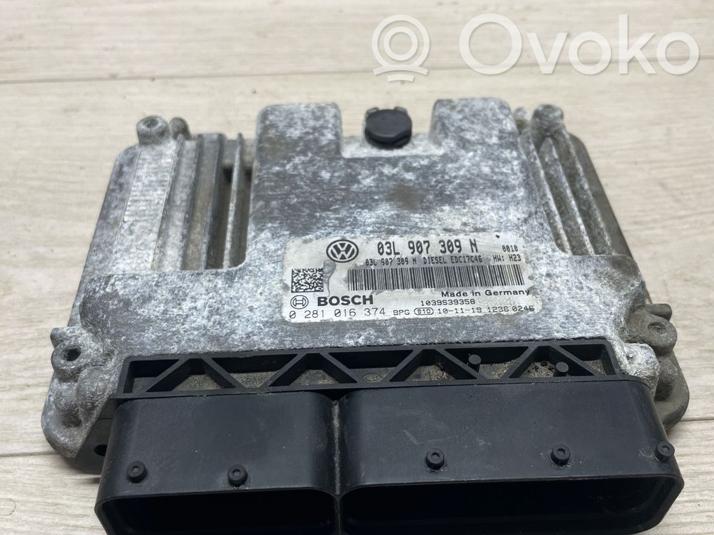Volkswagen PASSAT B7 Sterownik / Moduł ECU 