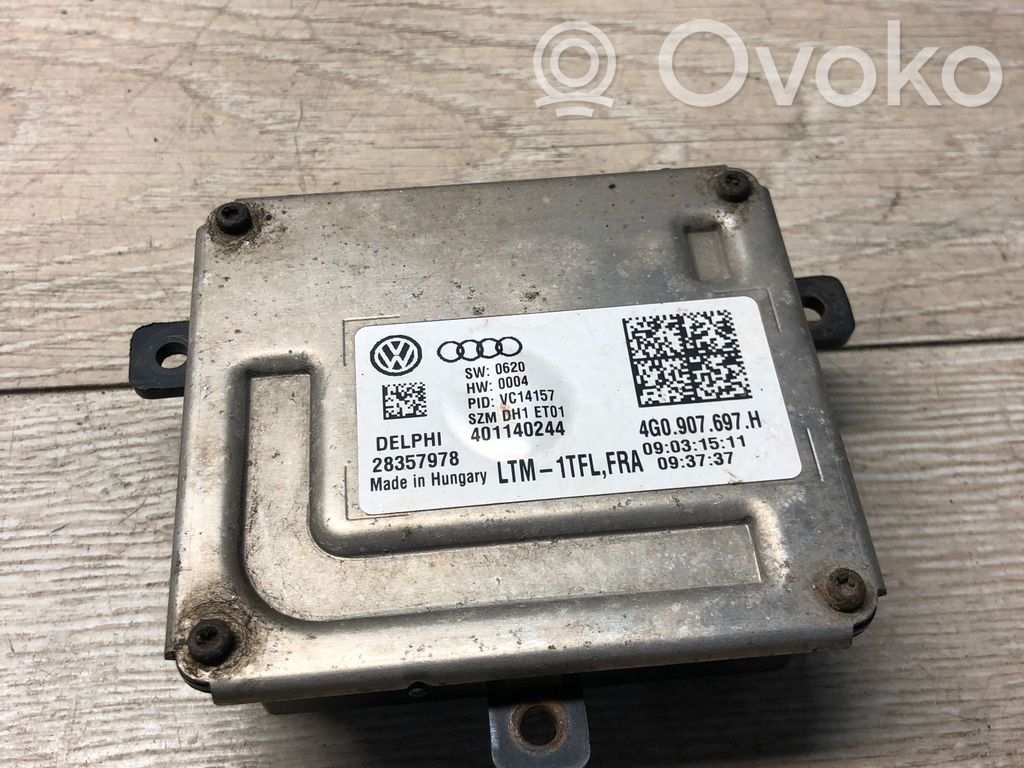 Volkswagen Golf VII Lastre de faros xenón 