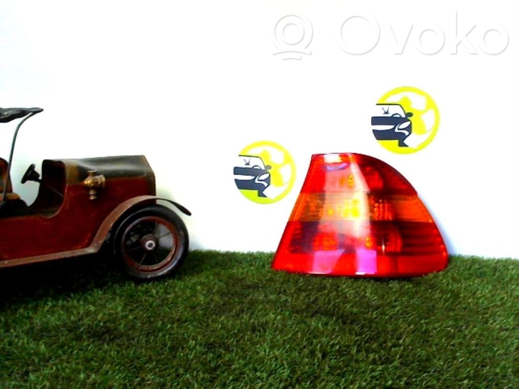 Rear/tail lights