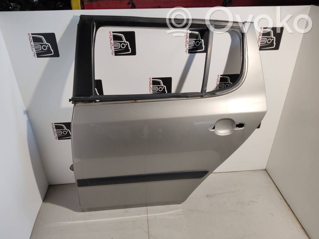Skoda Fabia Mk2 (5J) Puerta trasera 