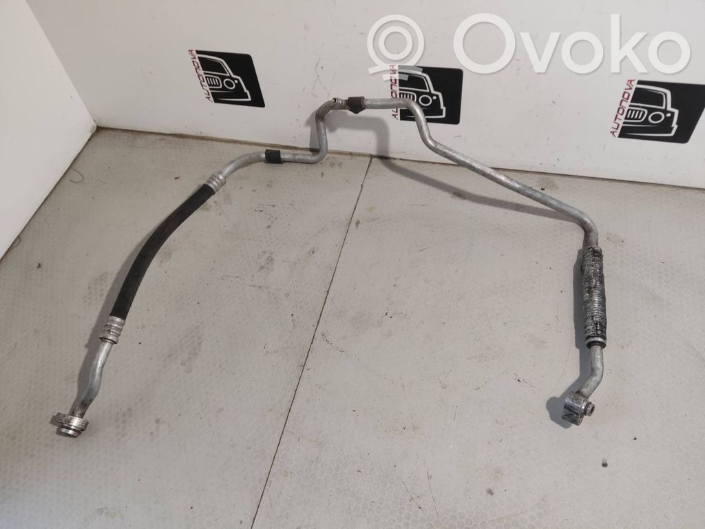 Volkswagen PASSAT B7 Tubo flessibile aria condizionata (A/C) 