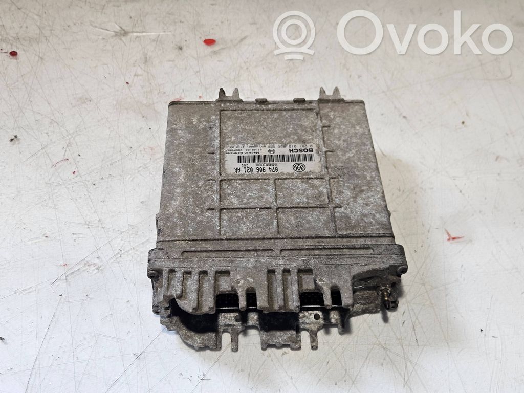 Volkswagen II LT Engine control unit/module 