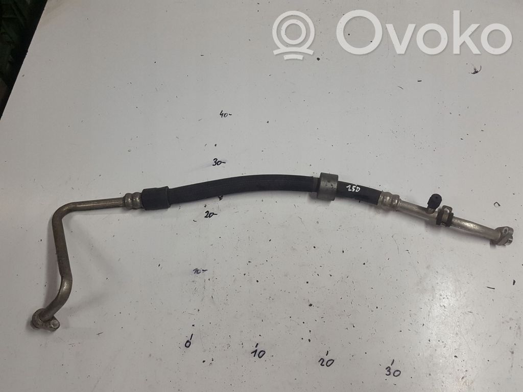 Renault Clio IV Ilmastointilaitteen putki (A/C) 