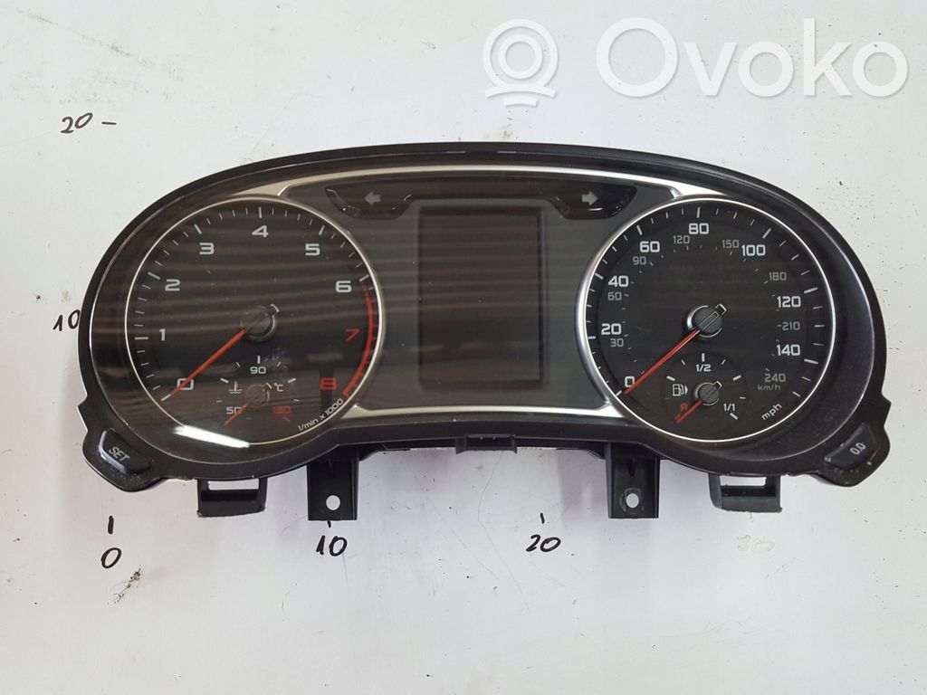 Audi A1 Speedometer (instrument cluster) 