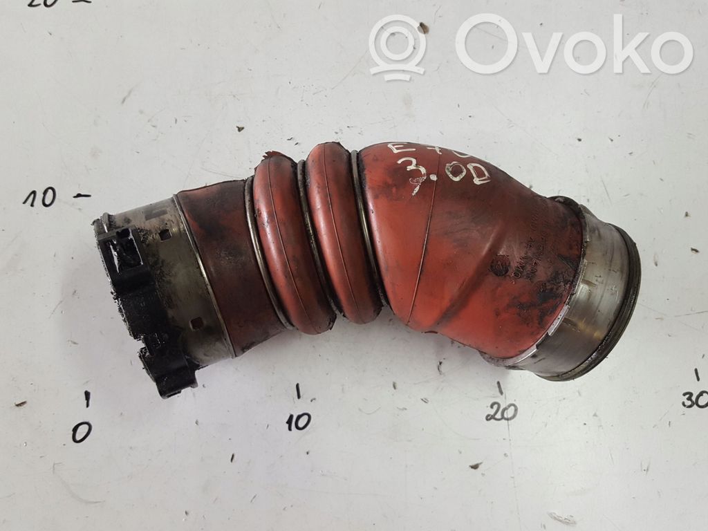 Intercooler hose/pipe   7799873