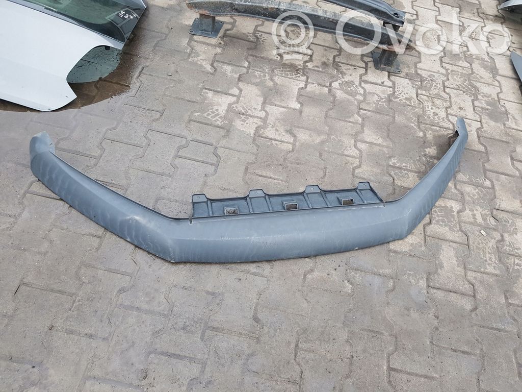 Volkswagen Tiguan Borde del parachoques delantero 