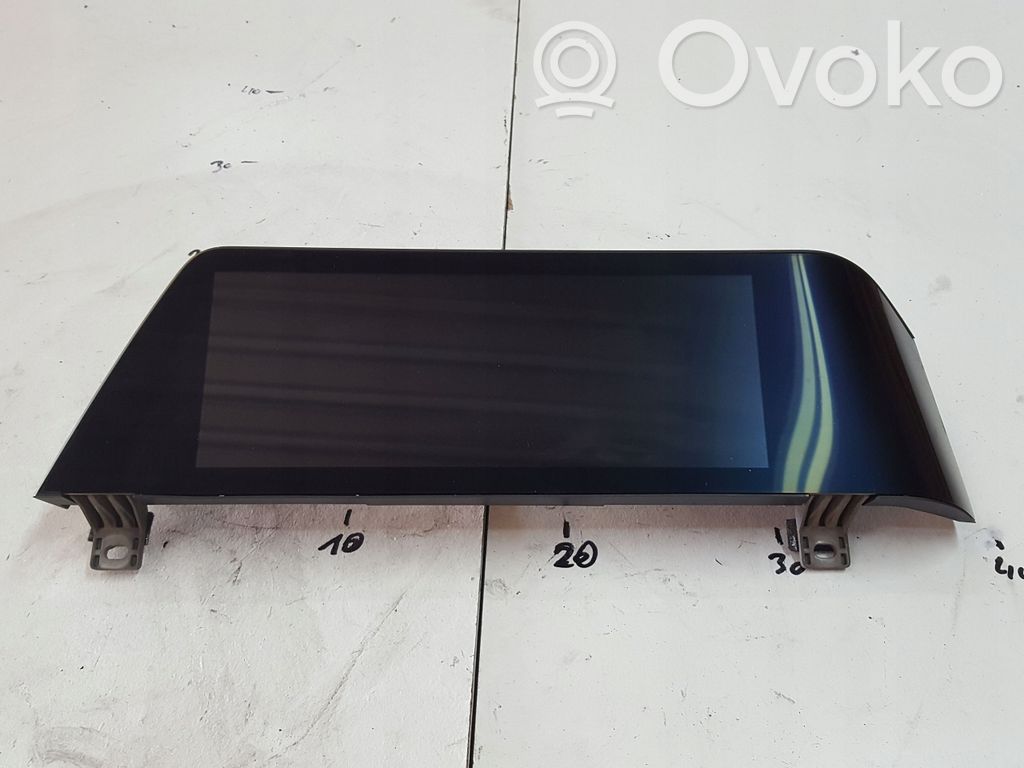 Screen/display/small screen   7927754