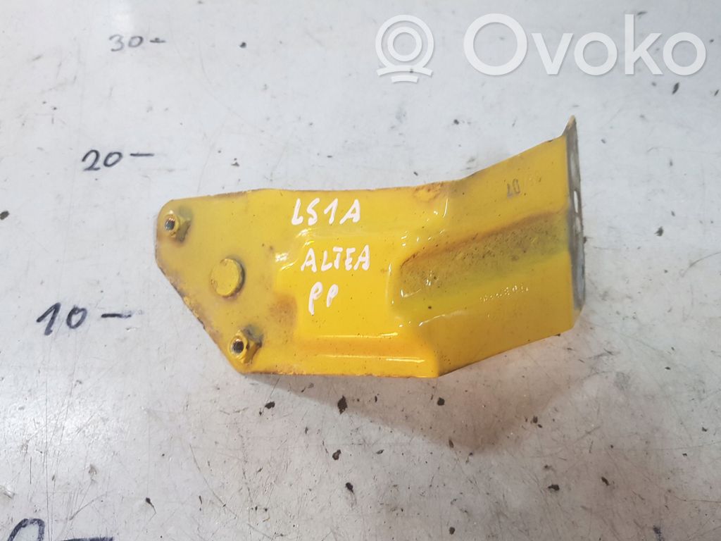 Seat Altea Uchwyt / Mocowanie błotnika przedniego 