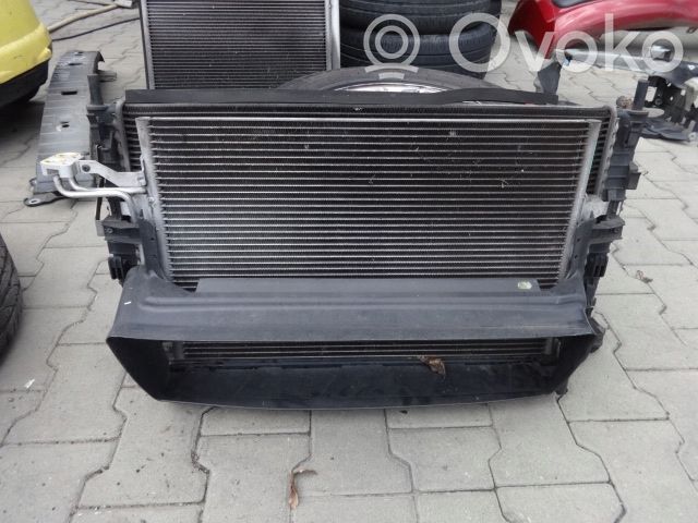 Volvo C30 Radiatorių komplektas 