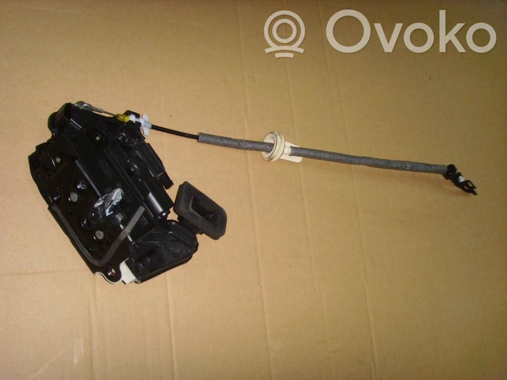 Front door lock   5K1837016E