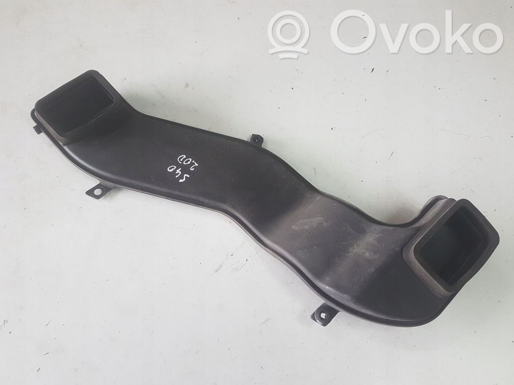 Volvo V40 Ilmanoton kanavan osa 
