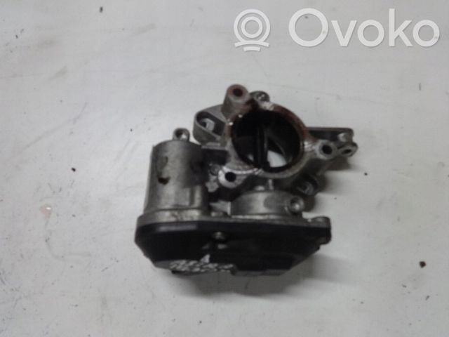 Opel Astra J Droselinė sklendė 