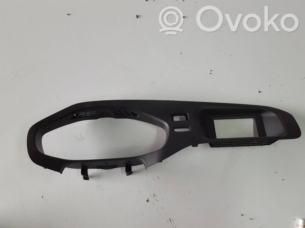 Dashboard trim   31389537