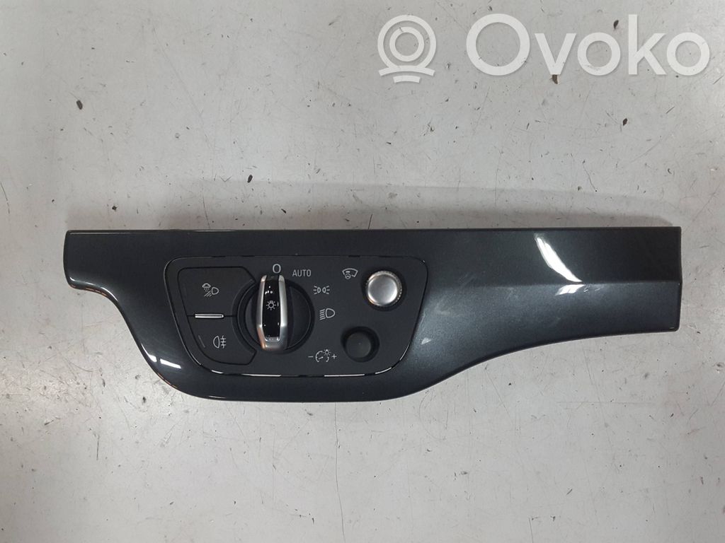 Audi Q7 4M Light switch 