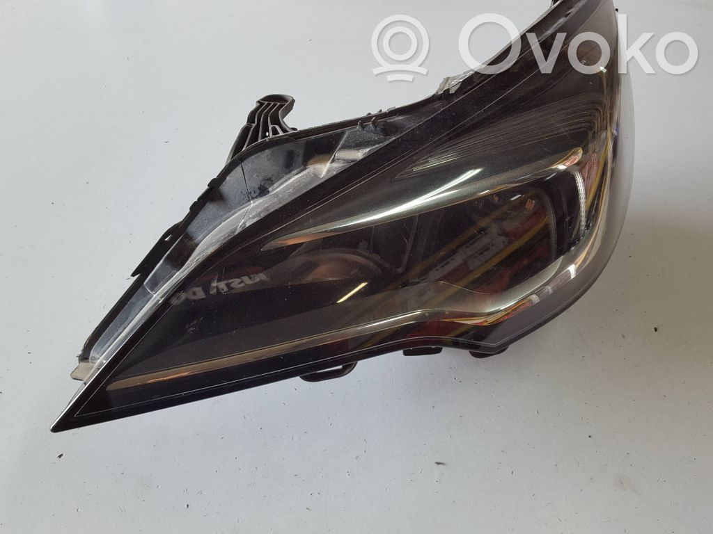 Headlight/headlamp   39077802,662588537,6519700000000X,796130000