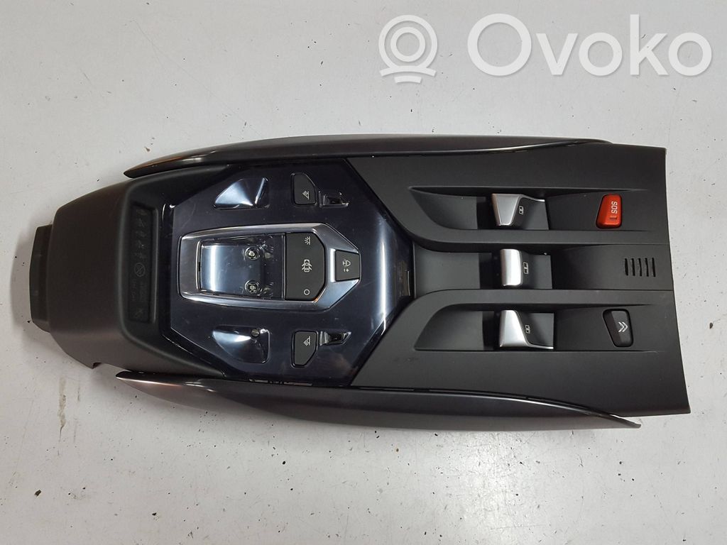 Headlining lighting console trim   9678259677