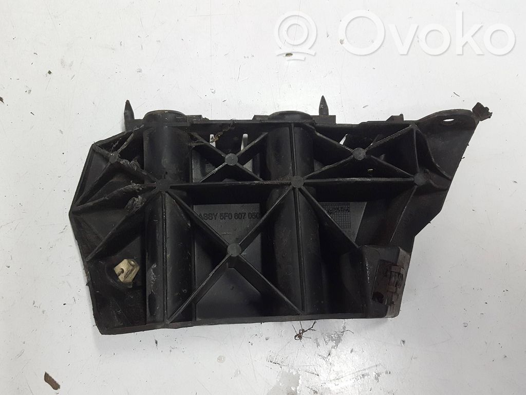 Seat Leon (5F) Front bumper mounting bracket 