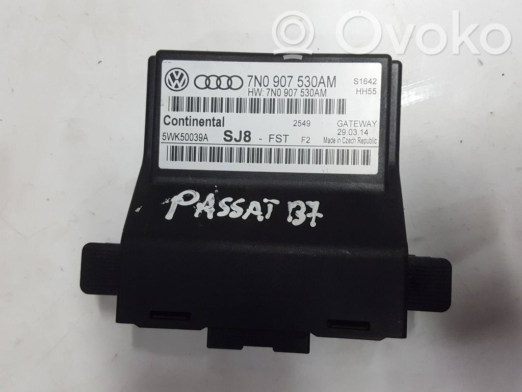 Volkswagen PASSAT B7 Módulo de control Gateway 
