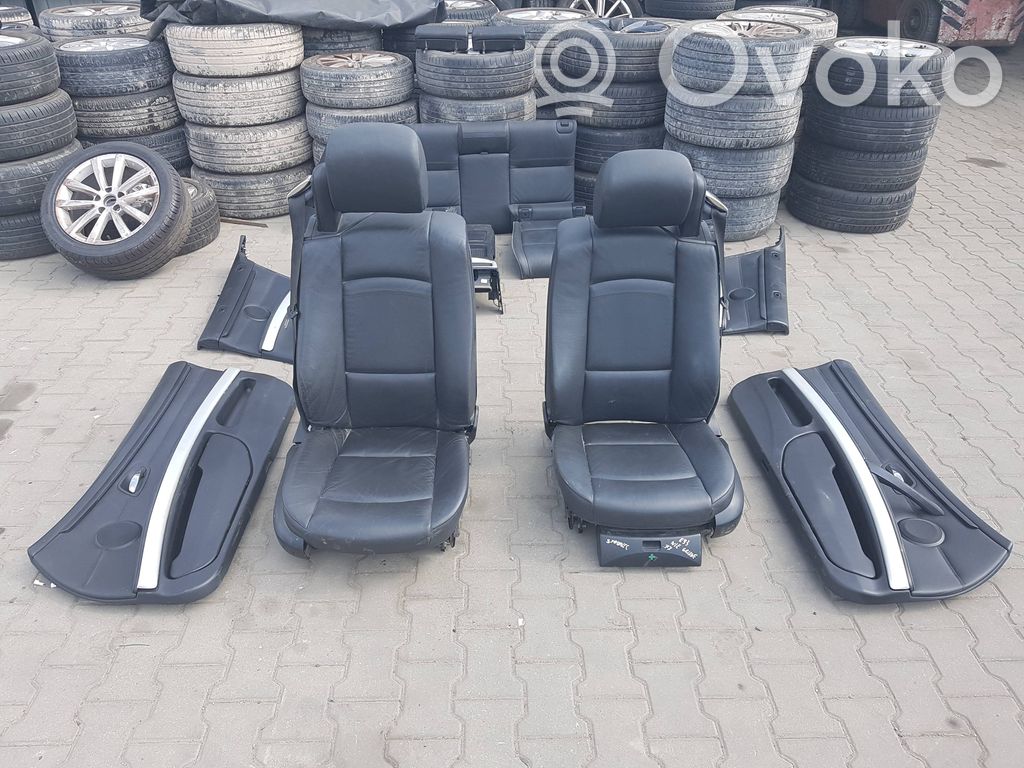 Seat set