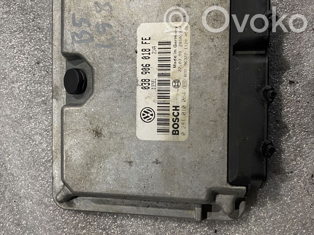 Volkswagen PASSAT B5 Engine control unit/module 