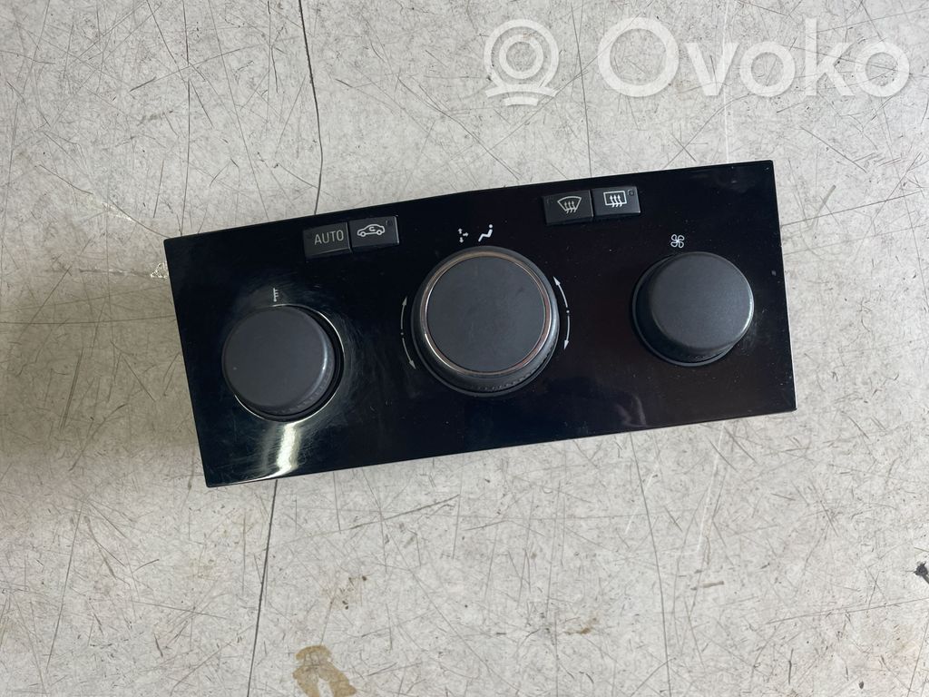 Opel Astra H Climate control unit 