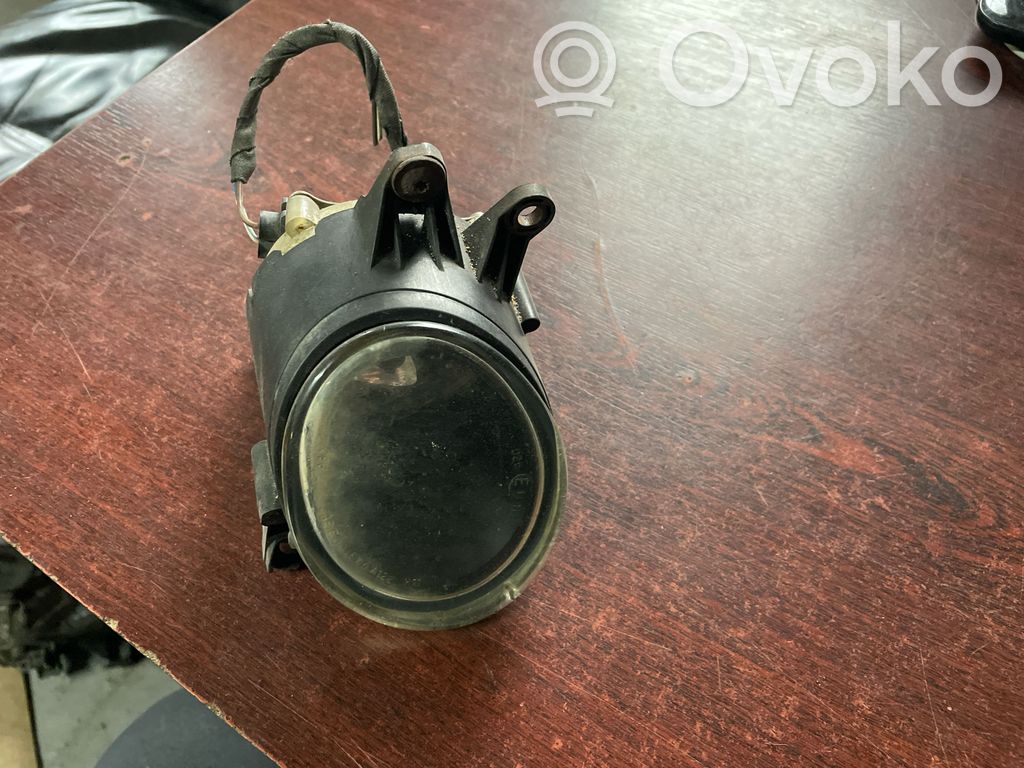 Audi A4 S4 B6 8E 8H Światło przeciwmgłowe przednie 