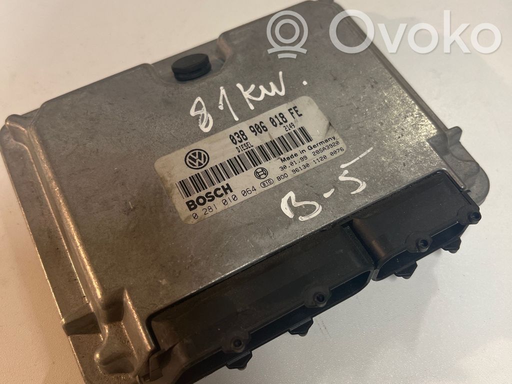 Volkswagen PASSAT B5 Engine control unit/module 