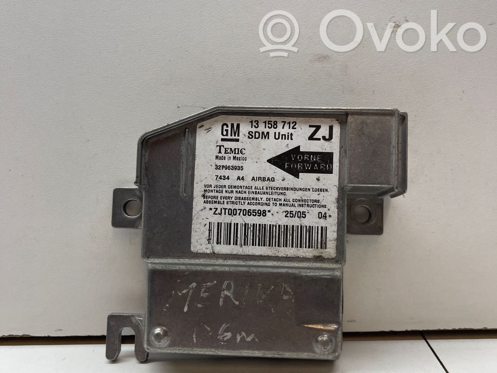 Opel Meriva A Airbag control unit/module 