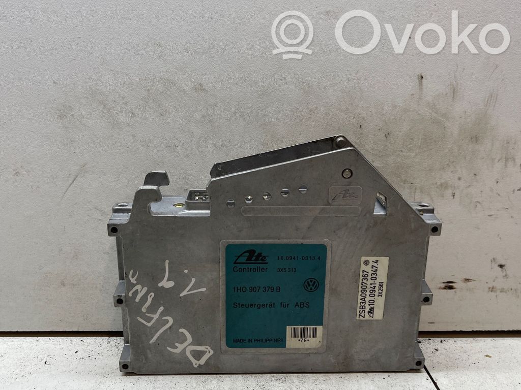 Engine control unit/module   1H0907379B
