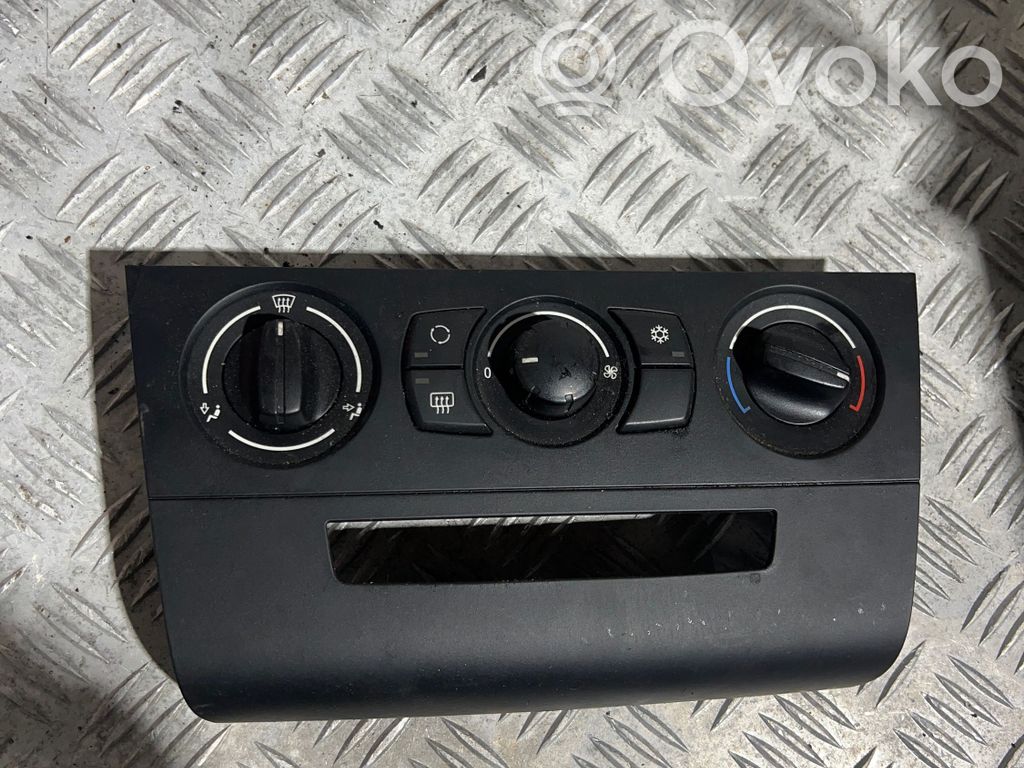 BMW 1 E81 E87 Climate control unit 