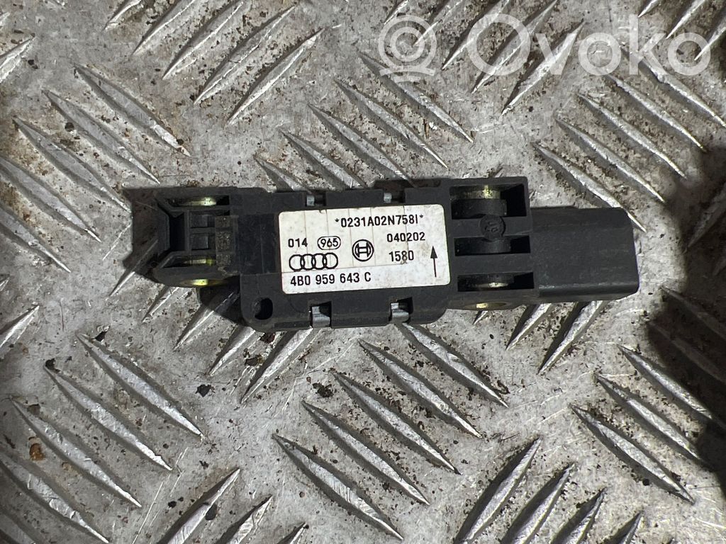 Audi A6 S6 C5 4B Airbag deployment crash/impact sensor 