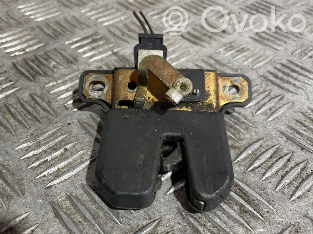 Seat Toledo I (1L) Tailgate/trunk/boot lock/catch/latch 