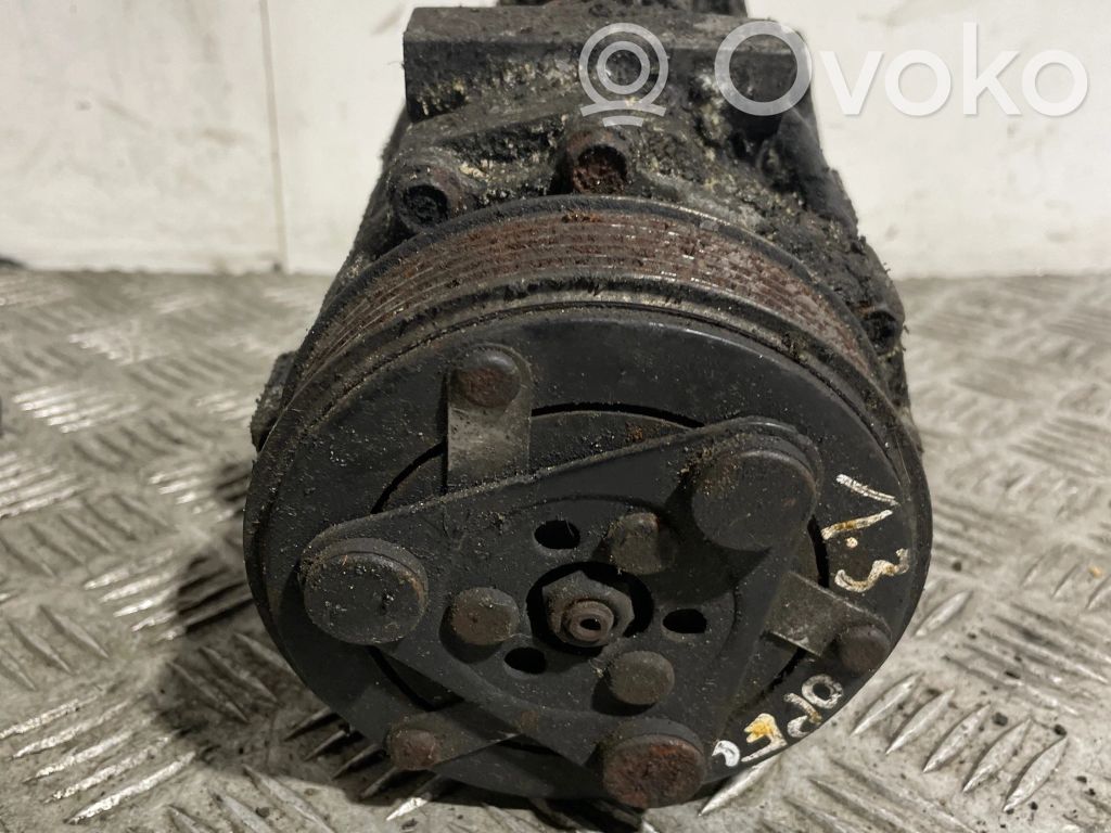 Opel Corsa C Air conditioning (A/C) compressor (pump) 
