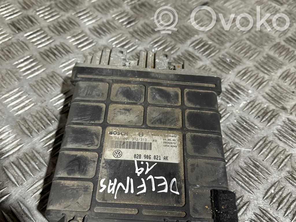 Audi 80 90 S2 B4 Engine control unit/module 
