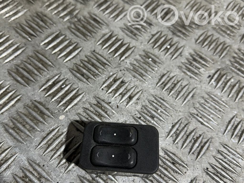 Opel Astra G Electric window control switch 