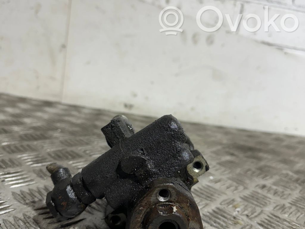 Volkswagen Golf IV Ohjaustehostimen pumppu 