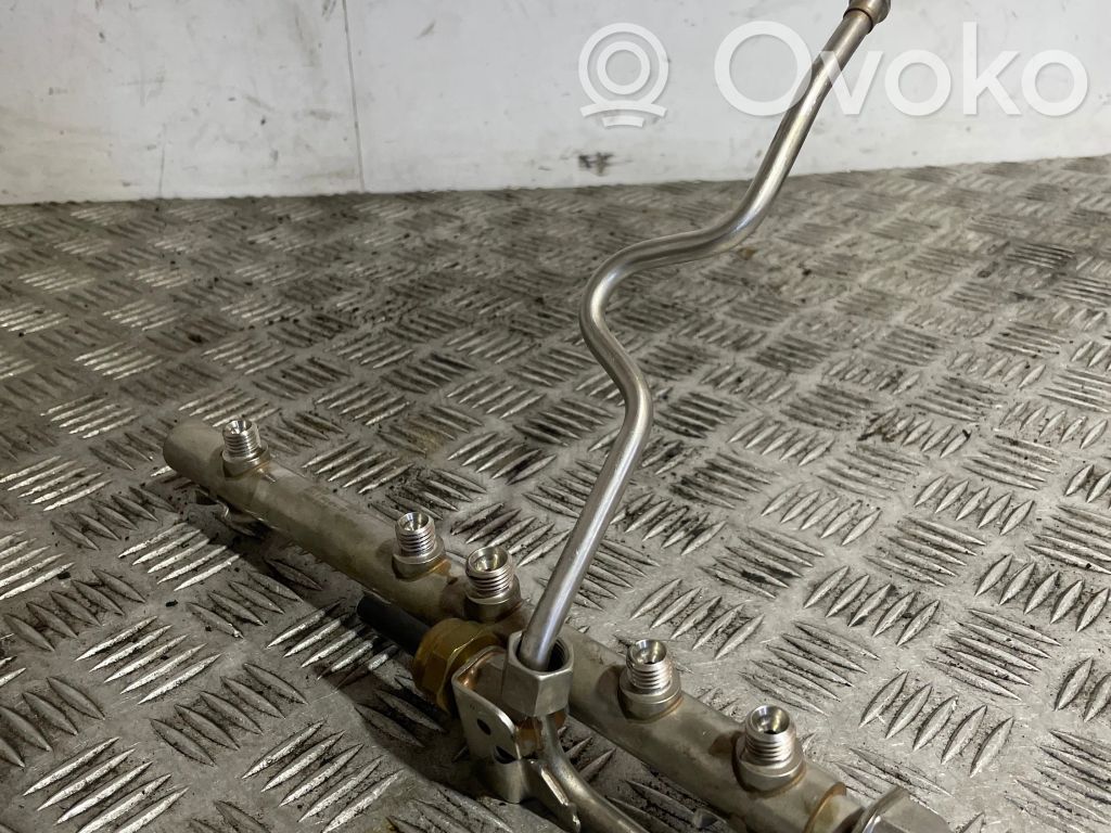 BMW 1 E81 E87 Fuel main line pipe 