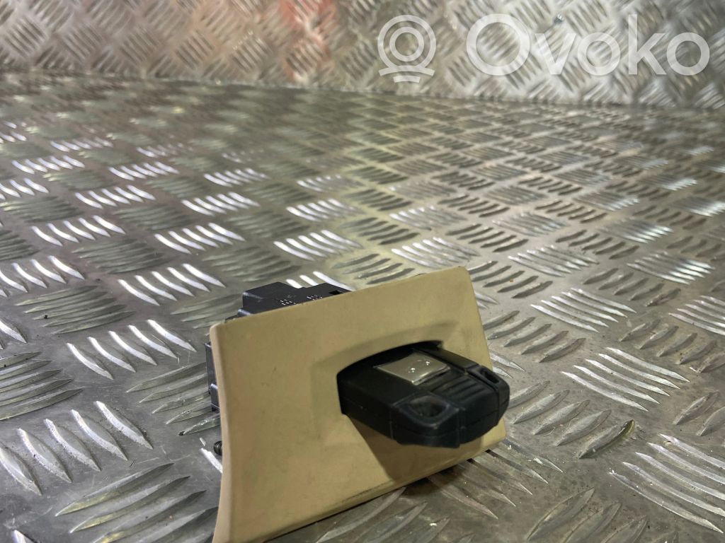 BMW 3 E90 E91 Ignition lock 