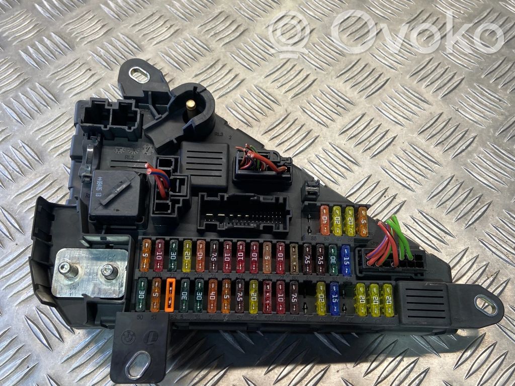 BMW 5 E60 E61 Drošinātāju bloks 