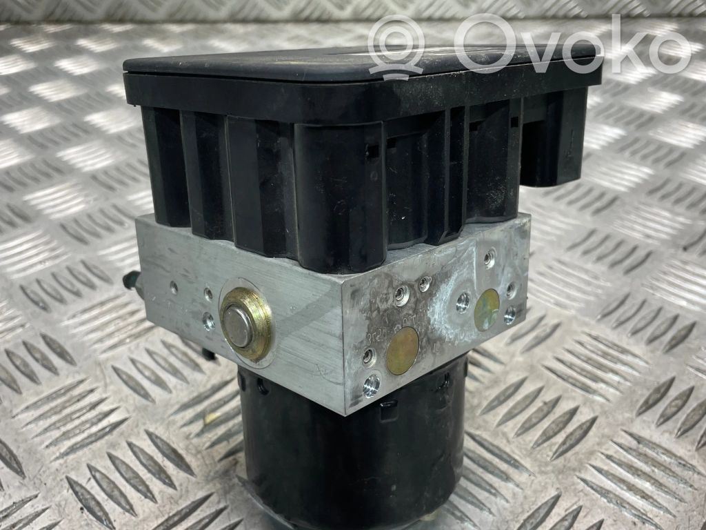 BMW 3 E90 E91 ABS Pump 