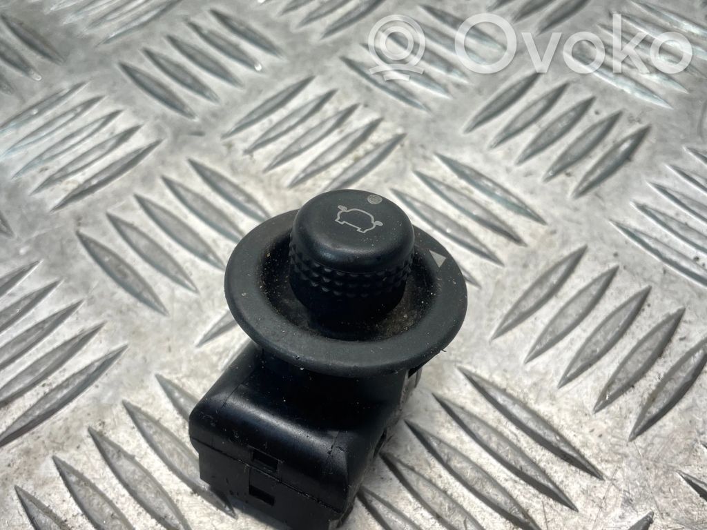 Wing mirror switch   CA6T17B676AA
