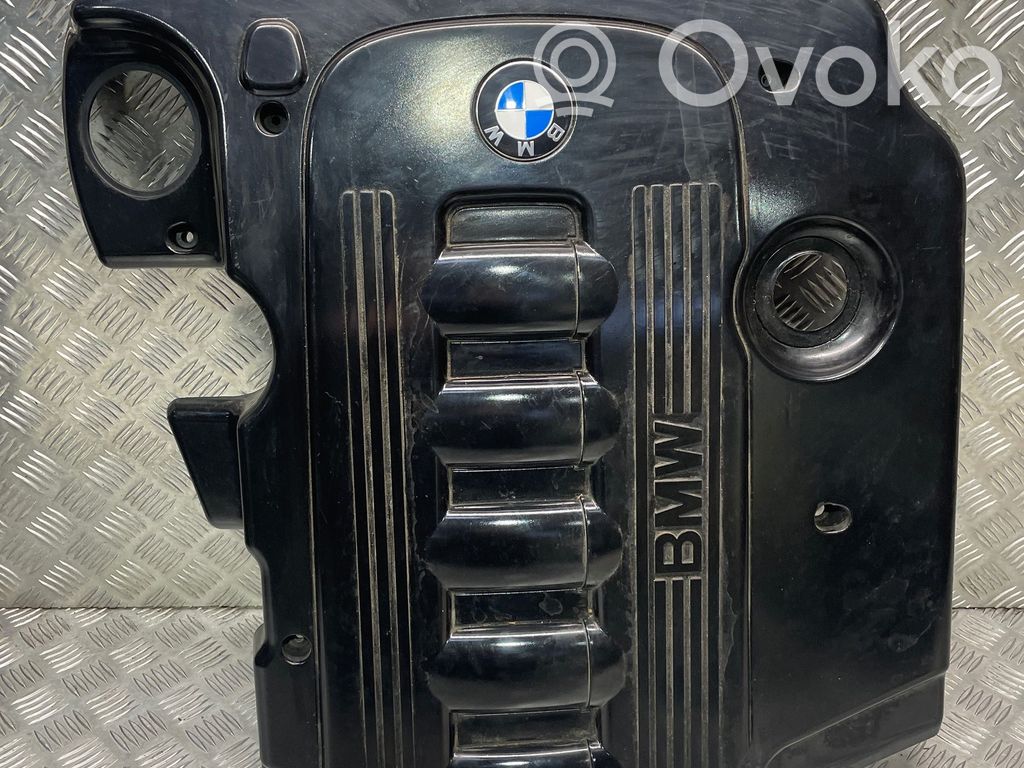 BMW 5 E60 E61 Variklio dangtis (apdaila) 