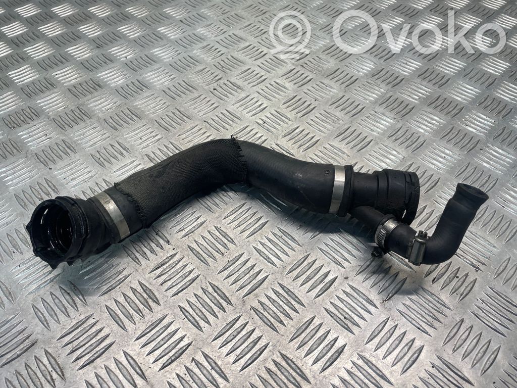 BMW 5 E60 E61 Engine coolant pipe/hose 