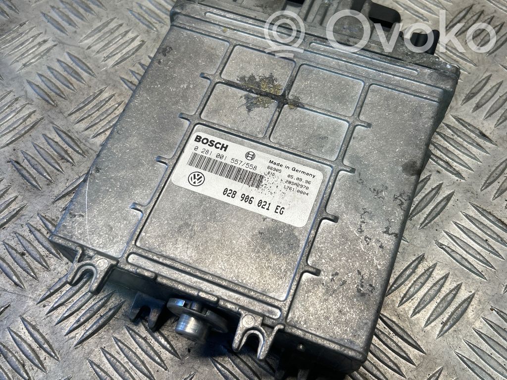 Volkswagen PASSAT B5 Engine control unit/module 