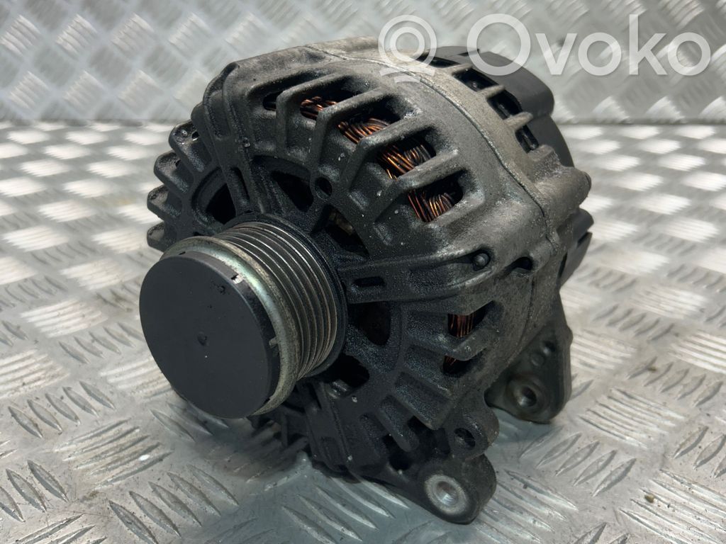 Audi A6 S6 C7 4G Generatorius 