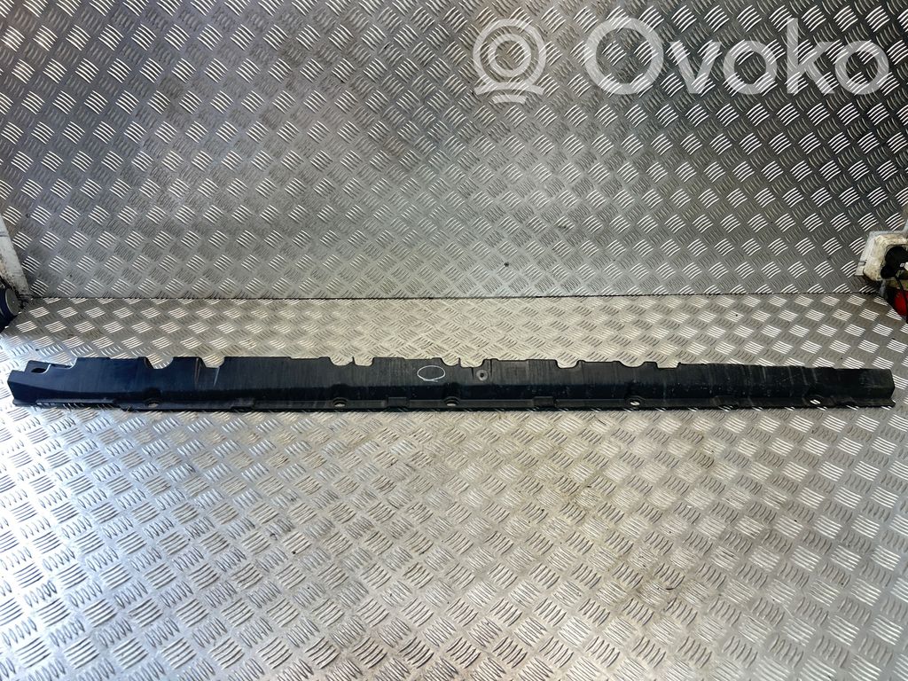 BMW X5 E70 Sill supporting ledge 