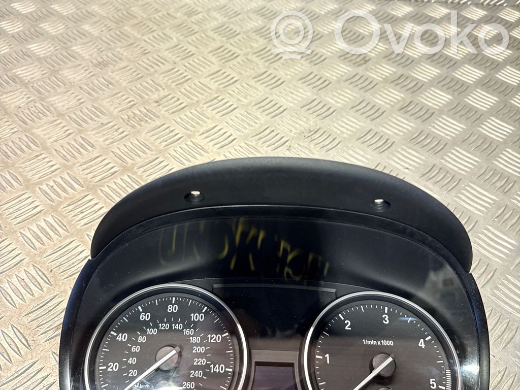 BMW X1 E84 Speedometer (instrument cluster) 