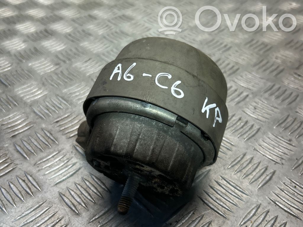 Audi A6 S6 C6 4F Engine mount bracket 