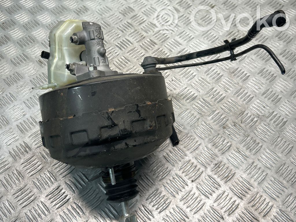 BMW 3 E90 E91 Brake booster 